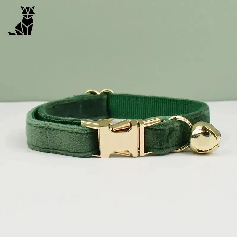 Collier pour chien en velours vert avec boucle dorée - Collier pour chat en velours doux, texturé et personnalisé