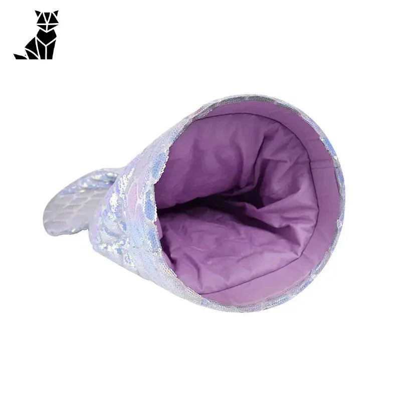 Lit douillet pour chat en chlorure de polyvinyle - Sac violet sur fond blanc pour couchage