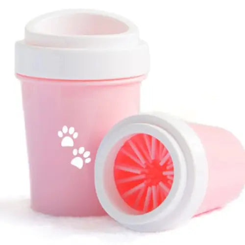 Nettoyeur de pattes de chien en silicone doux avec une tasse rose et un motif d’impression de pattes
